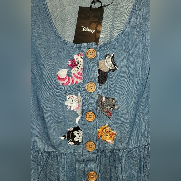 Disney Cats Denim Button-down dress - Size Small - Picture 2 of 6